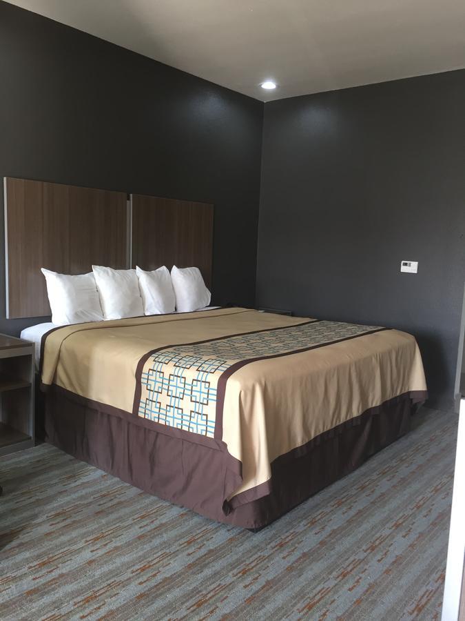 Scottish Inn & Suites - Конро Экстерьер фото